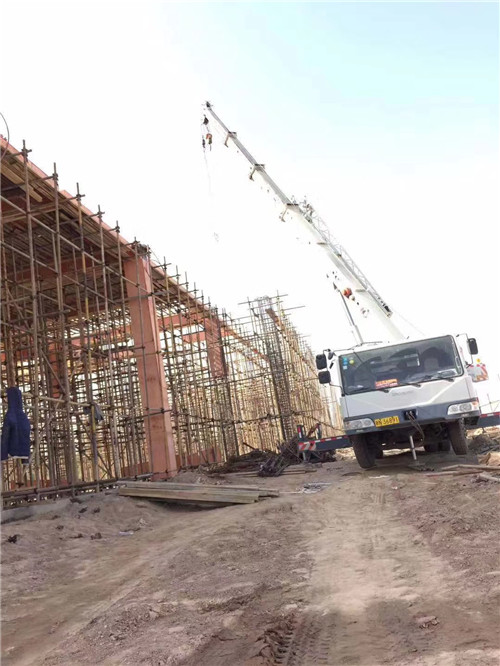 宜章县吊车作业的安全注意事项有哪些？